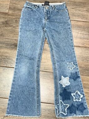 Light Blue Kids Vintage SQZ Embroidered Y2K Girls Star Patch Flare Jeans Size 8